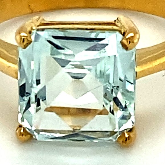 Aquamarine 4.44ct Solid 18K Yellow Gold Ring
